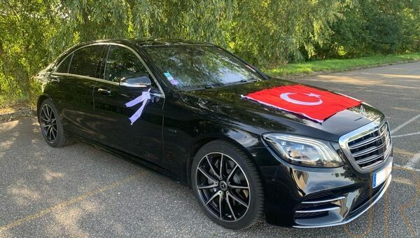 1bbbeaf8 7df3 4b9b 97b1 ee204f33734b m