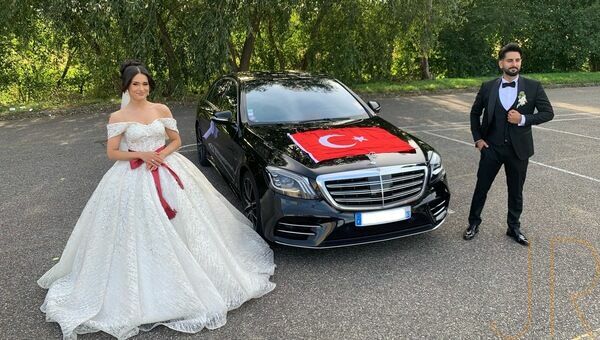 F34b613c e978 4f4f 8569 37d342a5a781 m